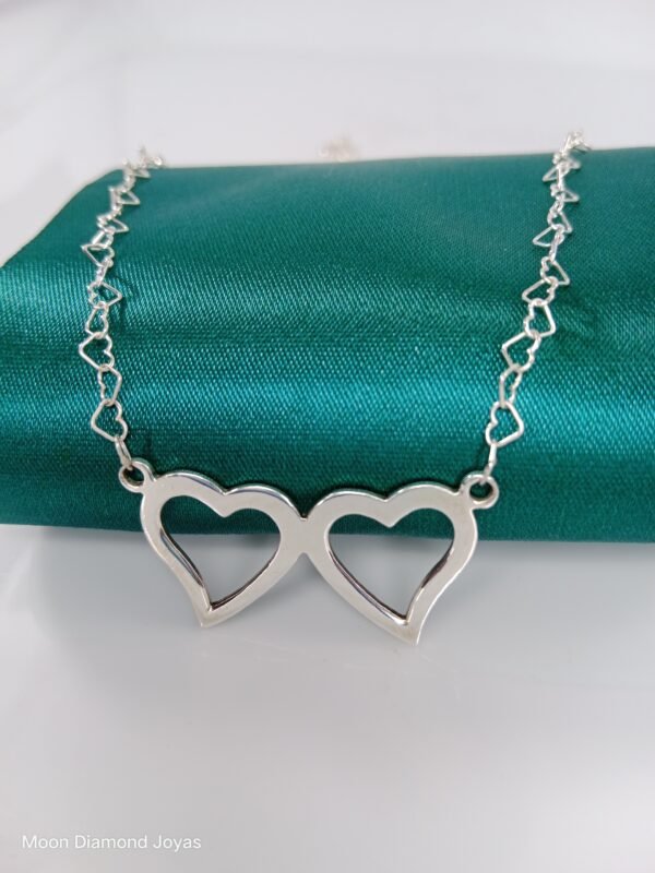 Collar Reyna de Corazones 💚