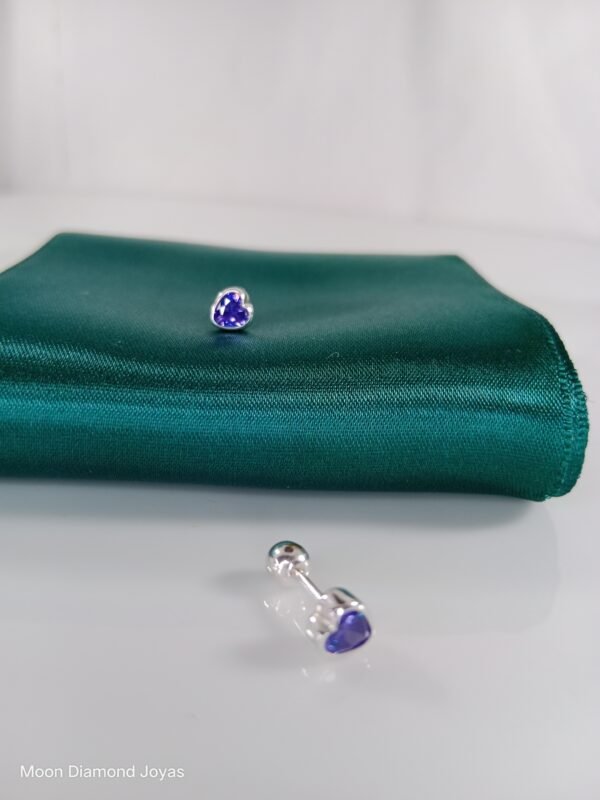 Aretes Punto de Luz Corazón - Imagen 3