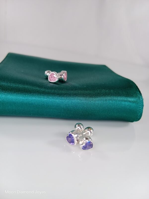 Aretes Punto de Luz Corazón