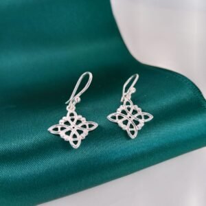 Aretes Nudo de Bruja