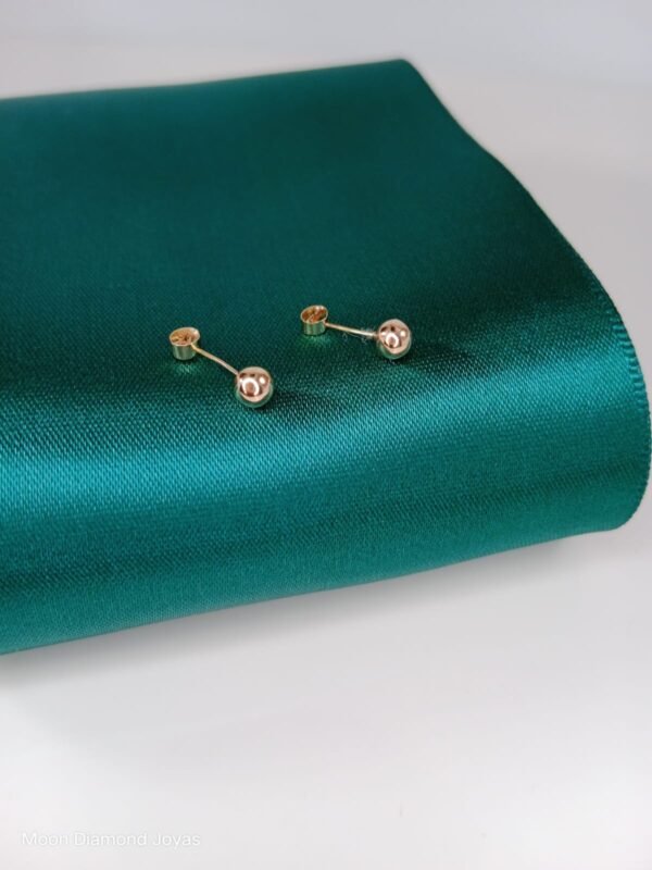 Aretes Bolitas Oro 18k